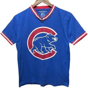 Chicago Cubs MLB baseball team front graphic jersey neck casual sports T-shirt